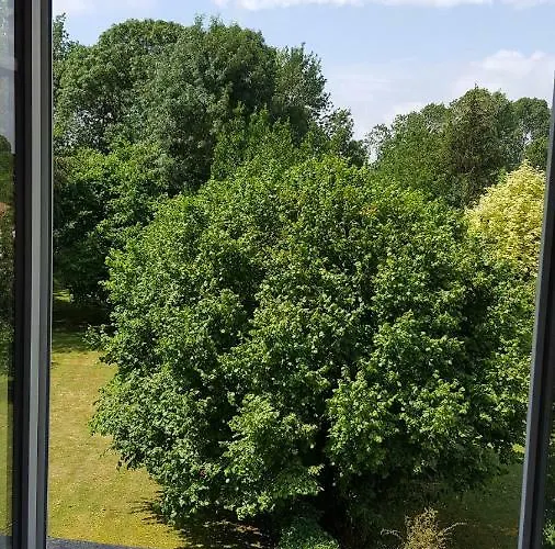 La Camille Bed & Breakfast